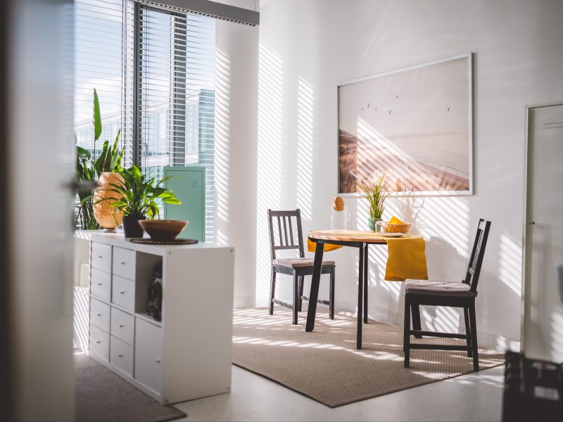 Raeumlichkeiten-in-der-Praxis-von-Dr.-Sven-Hausen--scaled-aspect-ratio-4-3